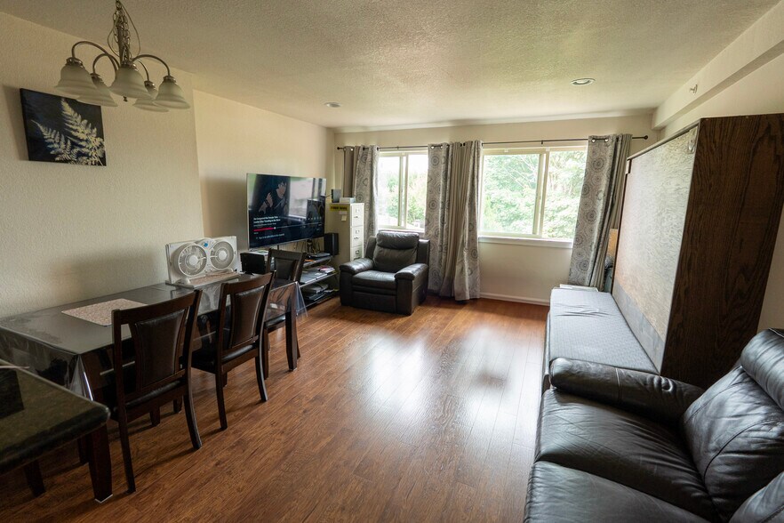 More Photos Of 1177 Harrington Ave, Renton Apartments For Sale