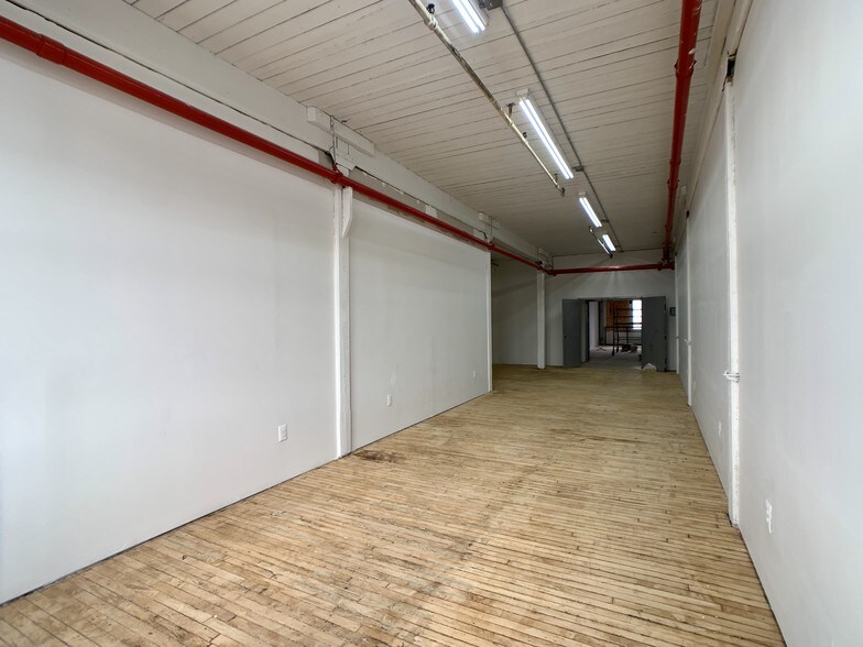 More Photos Of 1027 Grand St, Brooklyn Office For Sale