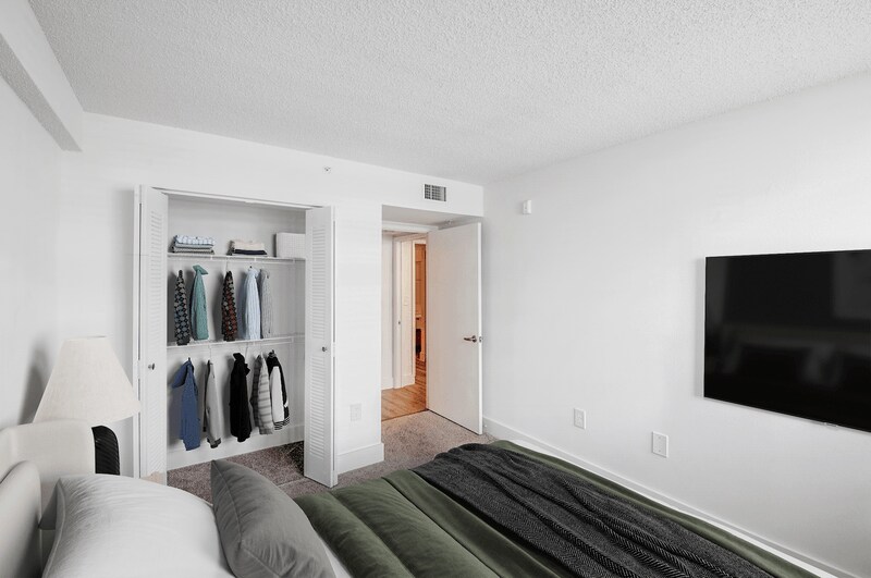 More Photos Of 353-383 Aragon Ave, Coral Gables Apartments For Lease