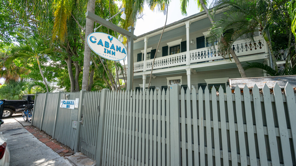 Primary Photo Of 413 Applerouth Ln, Key West Hotel For Sale