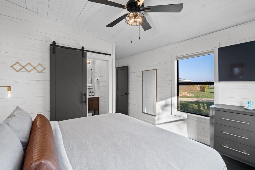 More Photos Of Elroy Rd, Del Valle Land For Sale