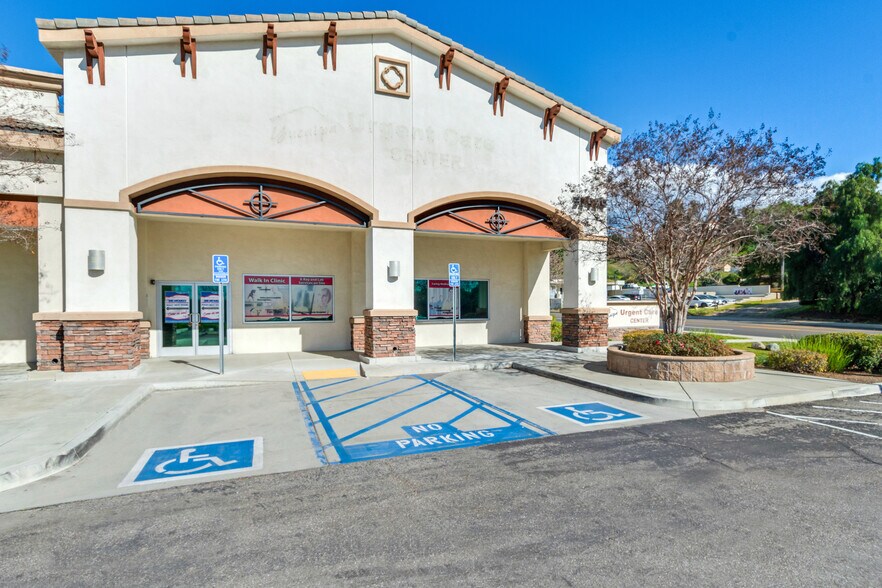 More Photos Of 33494 Oak Glen Rd, Yucaipa Medical For Lease