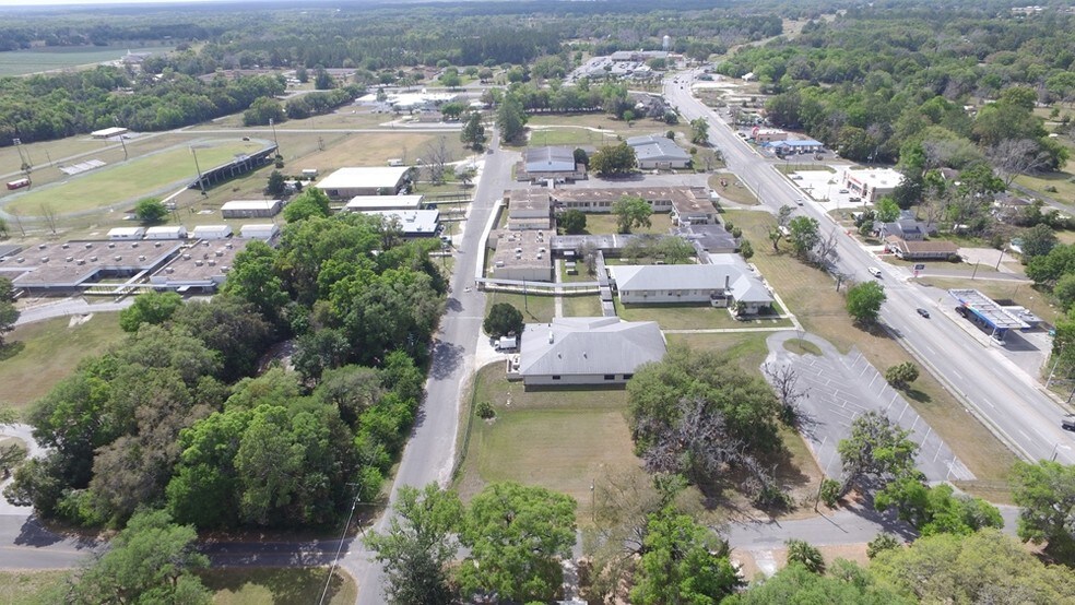 More Photos Of 103 SW 3rd St, Williston Land For Lease