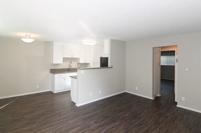 More Photos Of 2202-2208 Michigan Ave, Los Angeles Apartments For Sale