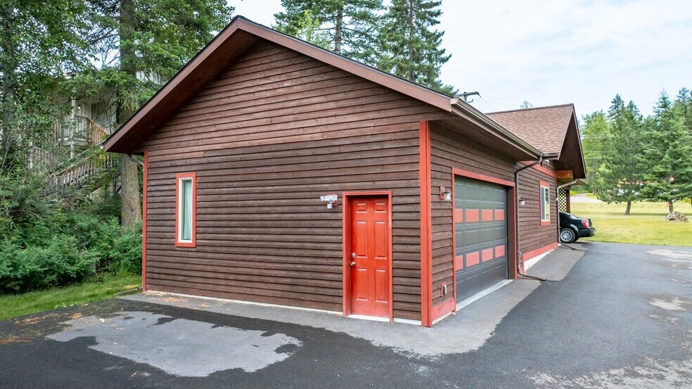 More Photos Of 5879 Us Highway 93 S, Whitefish Multifamily For Sale