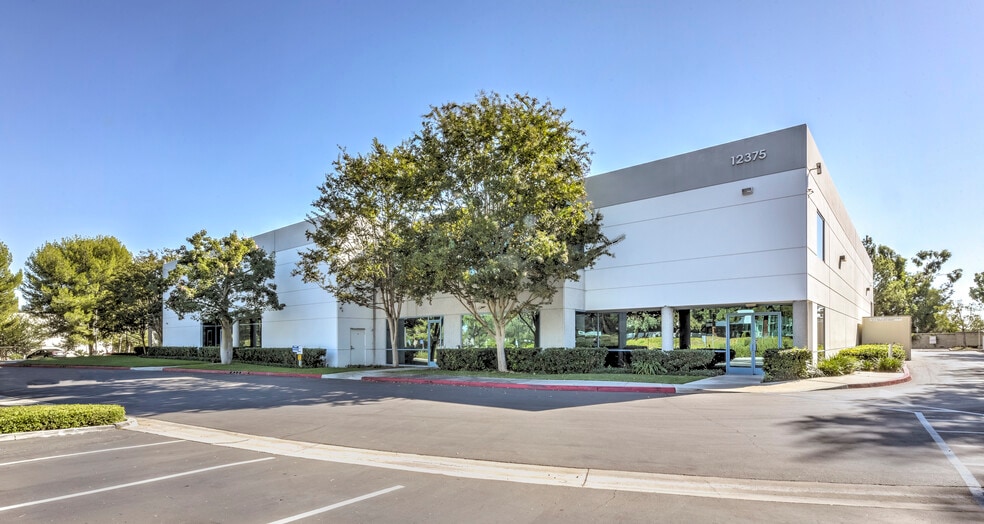 More Photos Of 12375 World Trade Dr, San Diego Warehouse For Sale