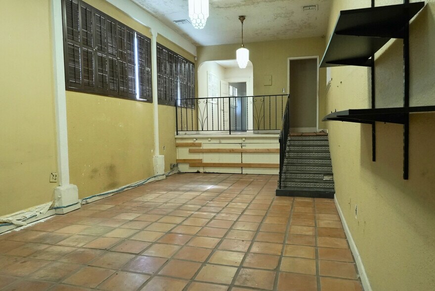 More Photos Of 1201 Temple St, Los Angeles Flex For Lease