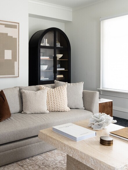 More Photos Of 2368 2nd Ave, San Diego Office Residential For Sale