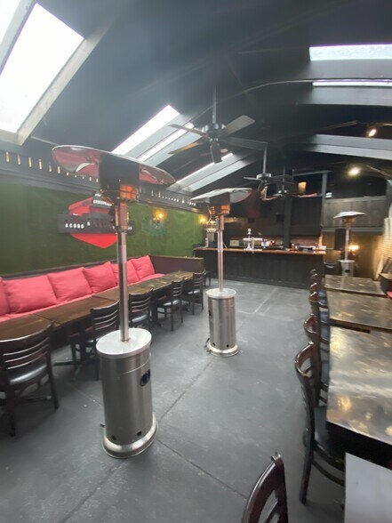 More Photos Of 3813-3815 Georgia Ave NW, Washington Restaurant For Sale