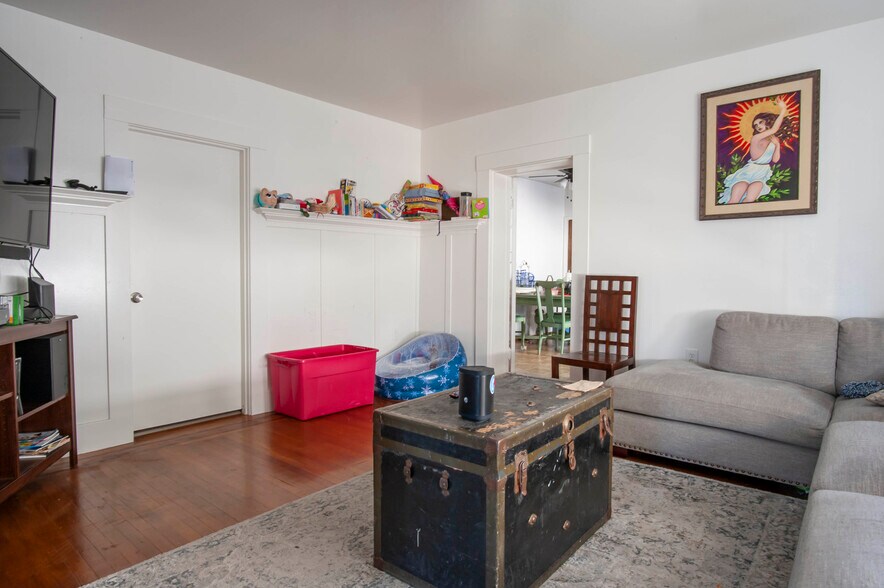 More Photos Of 815 Main St, Suisun City Apartments For Sale