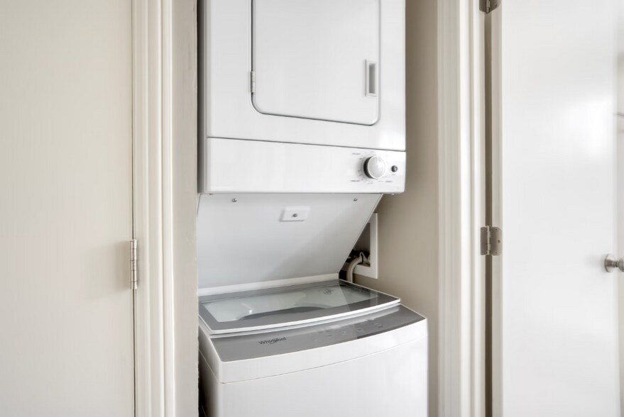 More Photos Of 710 Laurel Ave, San Mateo Apartments For Sale