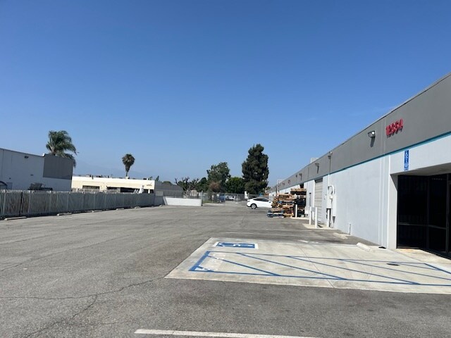 More Photos Of 12352-12358 E Barringer St, South El Monte Manufacturing For Lease