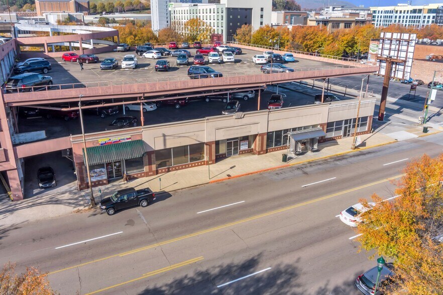 More Photos Of 511 Market St, Chattanooga Specialty For Lease