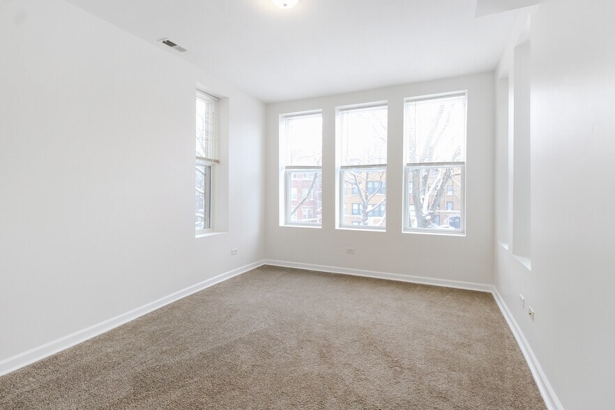 More Photos Of 6731 S Chappel Ave, Chicago Apartments For Sale