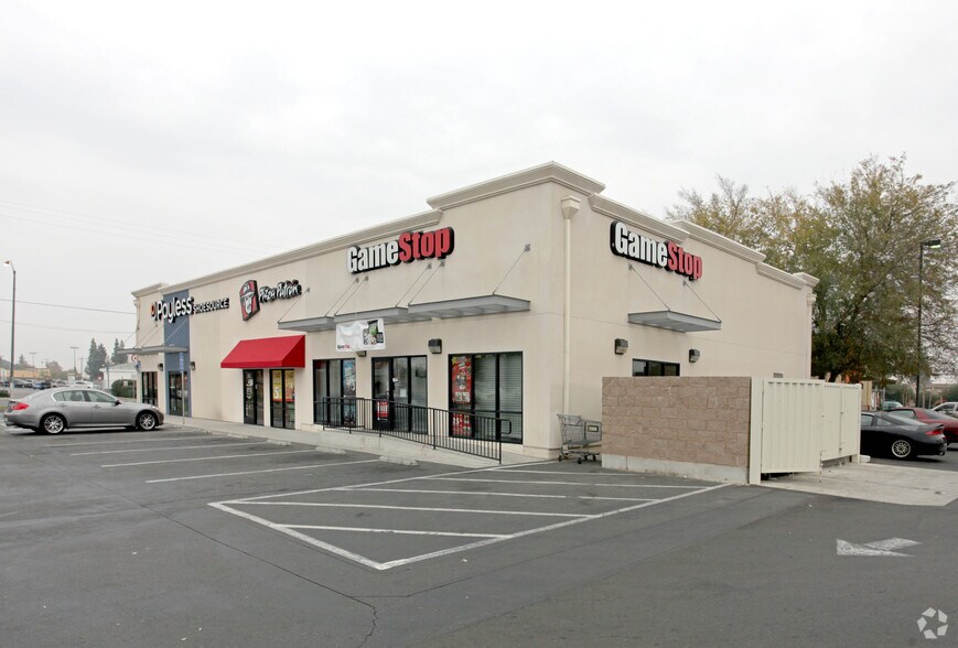 More Photos Of 3235 N 1st St, Fresno Freestanding For Lease
