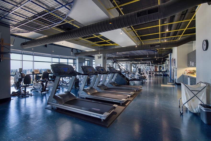 More Photos Of 10100 Trinity Pky, Stockton Office For Sale