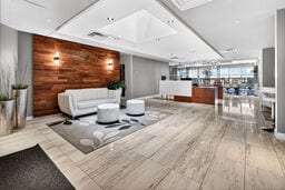 More Photos Of 418 Rue Sherbrooke E, Montréal Loft Creative Space For Sale