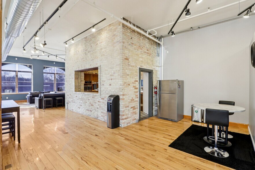 More Photos Of 101 Church St, Lake Mills Loft Creative Space For Sale