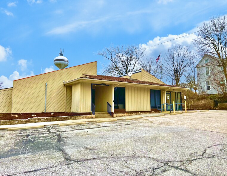 More Photos Of 25 S Portage St, Doylestown Bank For Sale