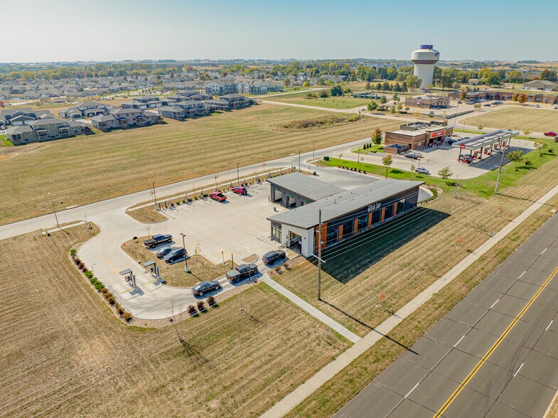 More Photos Of 1125 Fountains Way, Cedar Falls Carwash For Sale