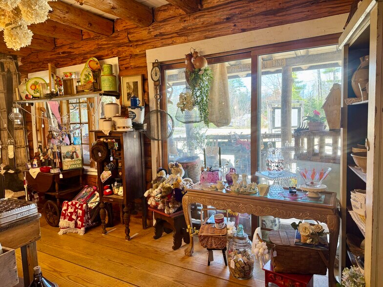 More Photos Of 2659 NH Route 16, Albany General Retail For Sale