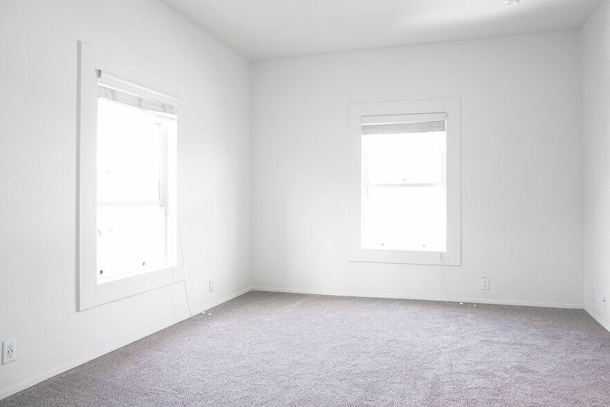 More Photos Of 701-711 E Pike St, Seattle Apartments For Sale