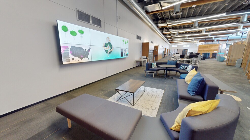 More Photos Of 2201 E 6th St, Austin Loft Creative Space For Lease