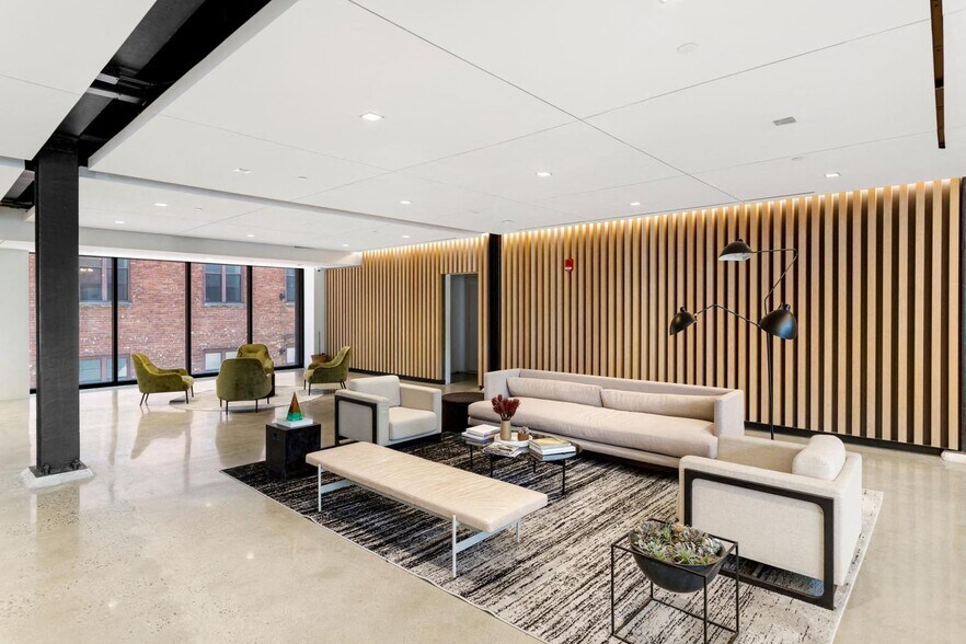 More Photos Of 25 Columbia Hts, Brooklyn Office For Lease