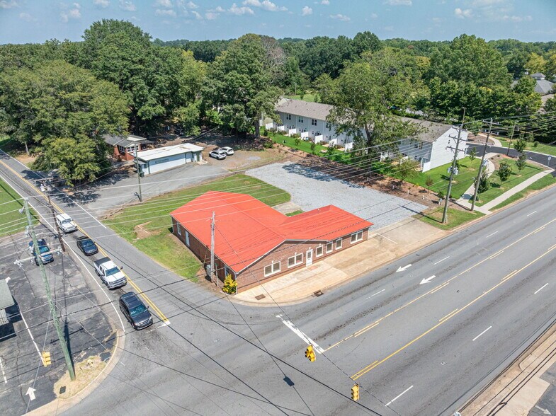 Primary Photo Of 2303 E Main St, Lincolnton Office For Sale