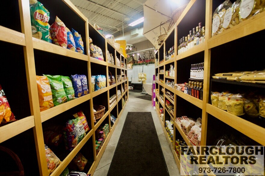 More Photos Of 182 US Highway 206, Flanders General Retail For Sale