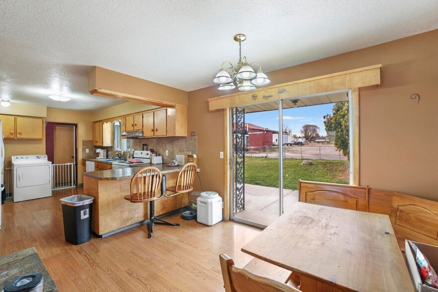 More Photos Of 2658 Addison Ave E, Twin Falls Office For Sale