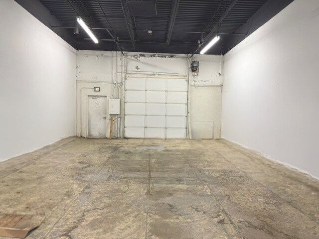 More Photos Of 5475 Peoria St, Denver Light Manufacturing For Sale
