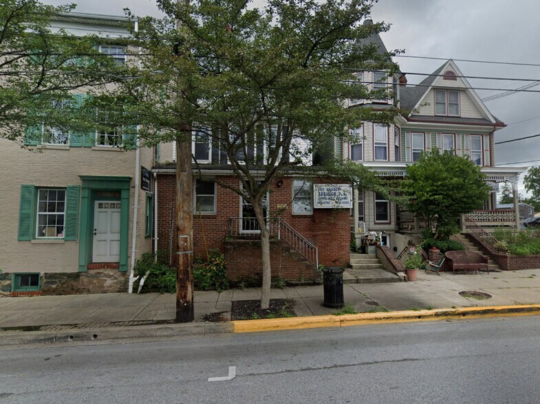 More Photos Of 174 E Main St, Westminster Office For Lease