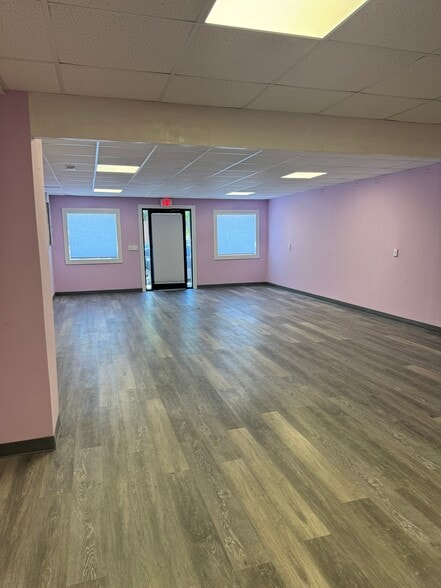 More Photos Of 2216 Habersham St, Savannah Freestanding For Lease