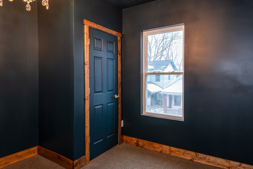 More Photos Of 1620 E 5th St, Dayton Flex For Sale