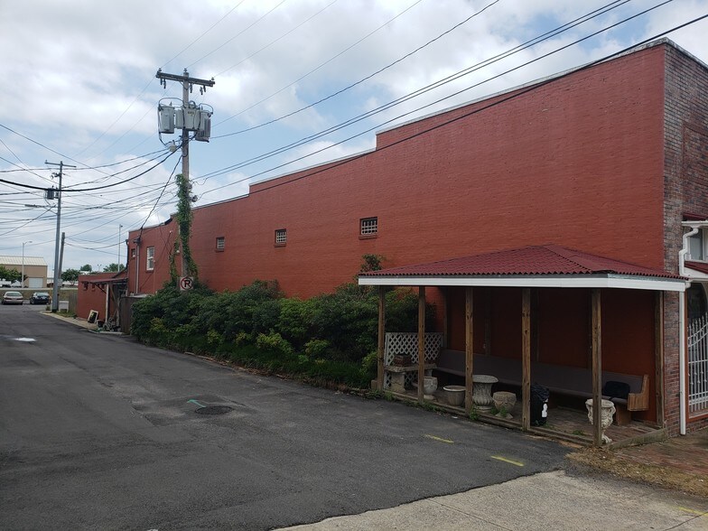 More Photos Of 113 Grant St SE, Decatur Restaurant For Lease