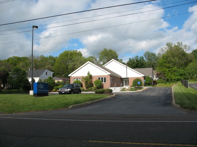 Primary Photo Of 260 Niles Cortland Rd NE, Warren Office For Sale