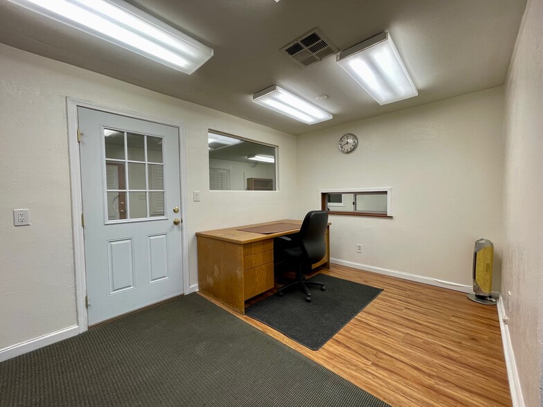 More Photos Of 821 Main St, El Cajon Office For Lease