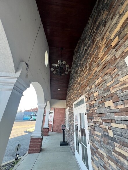 More Photos Of 327 2nd St, Henderson Medical For Lease