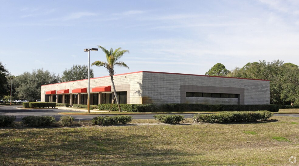 More Photos Of 5055-5061 Turnpike Feeder Rd, Fort Pierce Medical For Lease