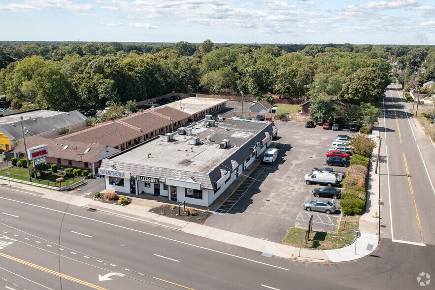 More Photos Of 554 Route 112, Patchogue General Retail For Sale