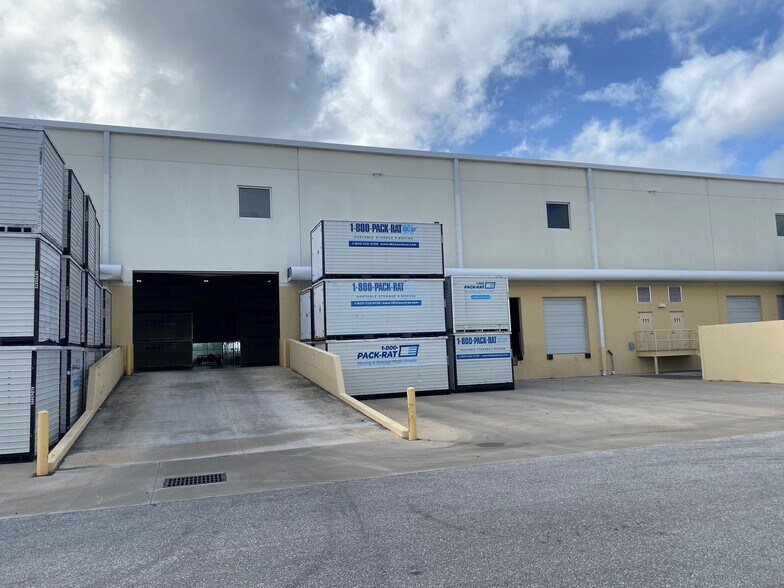 More Photos Of 1333 N Jog Rd, West Palm Beach Distribution For Lease