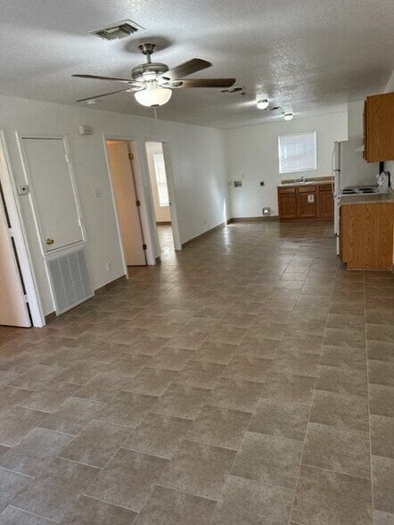 More Photos Of 926 Drury Ln, San Antonio Apartments For Sale