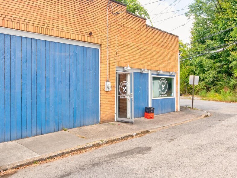 More Photos Of 800 Franklin Ave, Aliquippa Restaurant For Sale