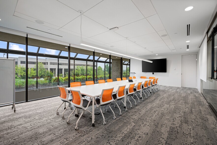 More Photos Of 3340 Perimeter Hill Dr, Nashville Office For Lease