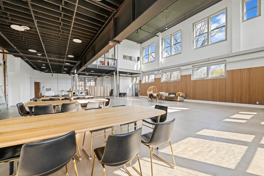 More Photos Of 250 Gorham St, Canandaigua Office For Sale