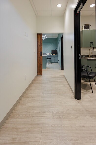 More Photos Of 101 Grant Pl, Lowell Medical For Lease