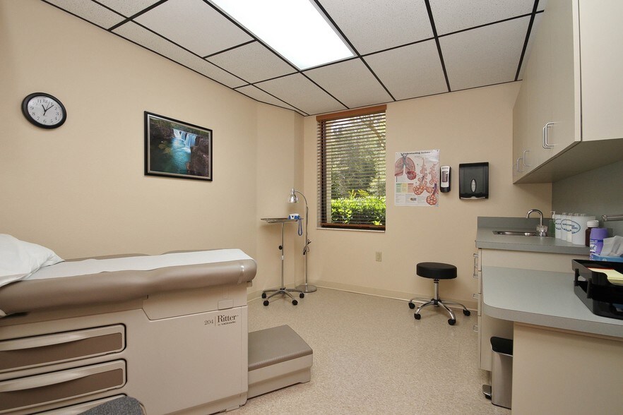 More Photos Of 36739 County Road 52, Dade City Medical For Lease