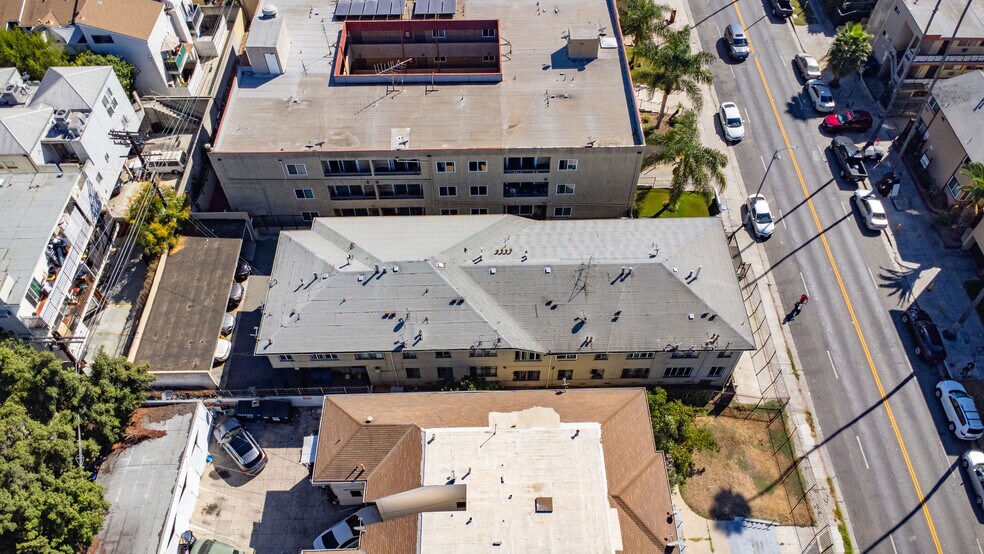 More Photos Of 208 S Normandie Ave, Los Angeles Apartments For Sale