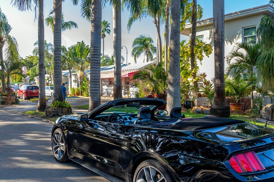 More Photos Of 1411 S Federal Hwy, Hollywood Hotel For Sale